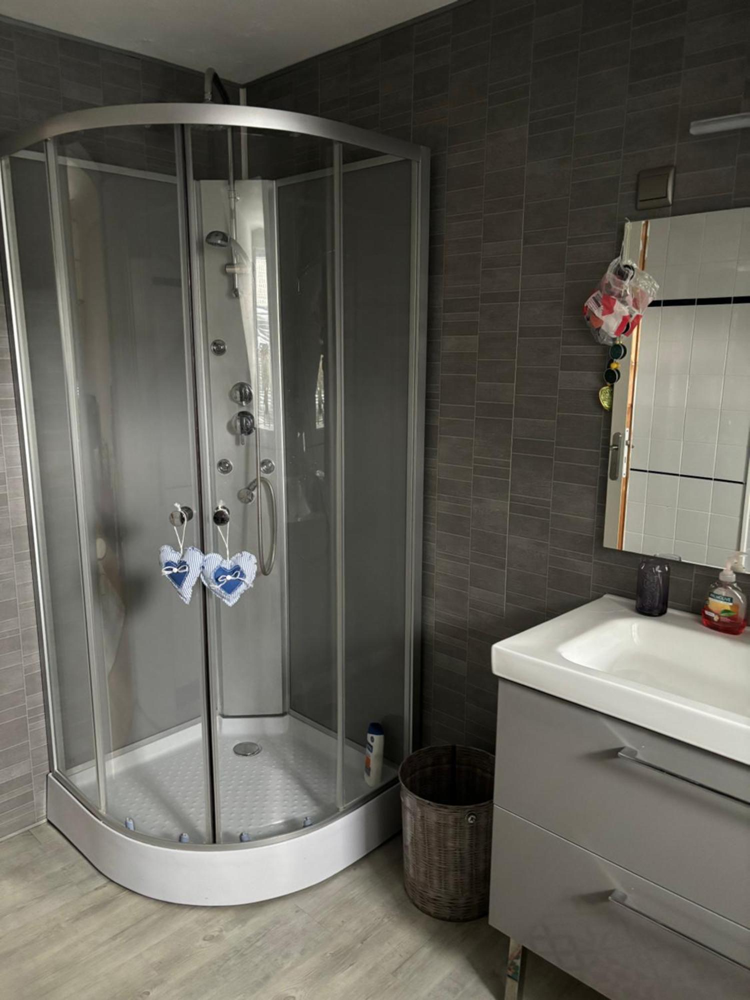 Apartamento Nid Urbain Chez Sophie Bagnères-de-Bigorre Exterior foto