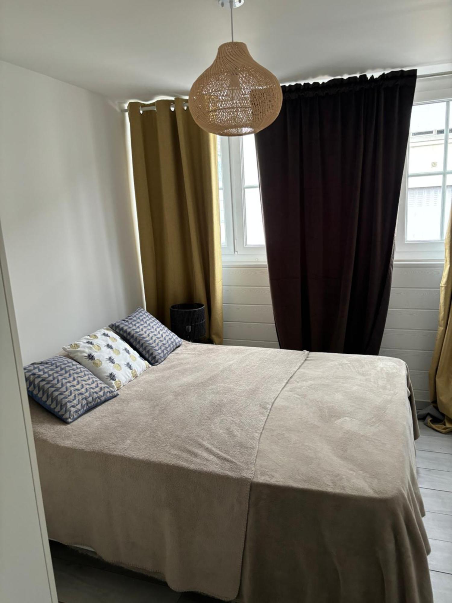 Apartamento Nid Urbain Chez Sophie Bagnères-de-Bigorre Exterior foto